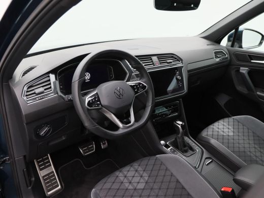 Volkswagen Tiguan 1.4 TSi 245 Pk Automaat eHybrid R-Line Business+ | Full LED | Navigatie | Adaptive Cruise | 19 In... ActivLease financial lease