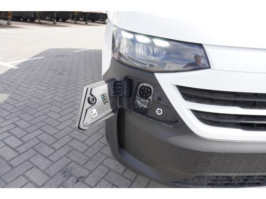 Volkswagen e-Transporter e-Transporter 136 pk e-Transporter Life 136 pk, Achterdeuren zonder ruit, Trekhaak, Climatronic, ... ActivLease financial lease