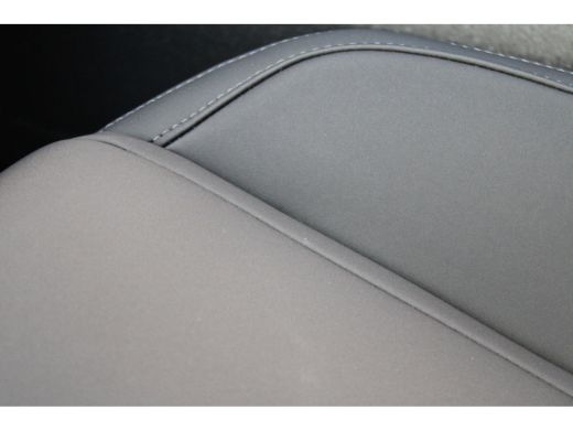 Volvo  EX30 Extended Range 272PK Plus 69kWh | 20" | Black Pack | Climate Pack | Privacy glas ActivLease financial lease