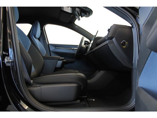 Volvo  EX30 Extended Range 272PK Plus 69kWh | 20" | Black Pack | Climate Pack | Privacy glas ActivLease financial lease
