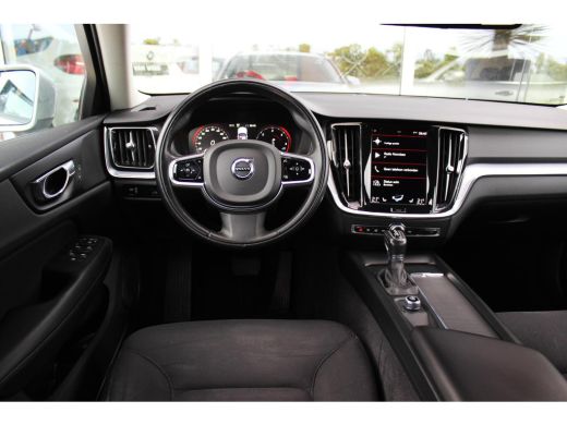 Volvo  V60 2.0 D3 Momentum | 1e eigenaar | inc BTW | Led | Camera | DAB | Navi | Cruise-control | Stuurverwa... ActivLease financial lease