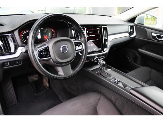 Volvo  V60 2.0 D3 Momentum | 1e eigenaar | inc BTW | Led | Camera | DAB | Navi | Cruise-control | Stuurverwa... ActivLease financial lease