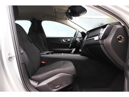 Volvo  V60 2.0 D3 Momentum | 1e eigenaar | inc BTW | Led | Camera | DAB | Navi | Cruise-control | Stuurverwa... ActivLease financial lease
