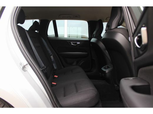 Volvo  V60 2.0 D3 Momentum | 1e eigenaar | inc BTW | Led | Camera | DAB | Navi | Cruise-control | Stuurverwa... ActivLease financial lease