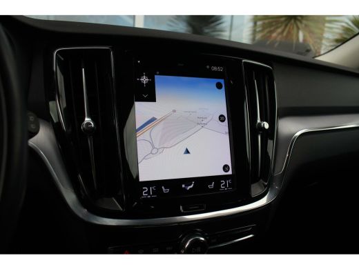 Volvo  V60 2.0 D3 Momentum | 1e eigenaar | inc BTW | Led | Camera | DAB | Navi | Cruise-control | Stuurverwa... ActivLease financial lease