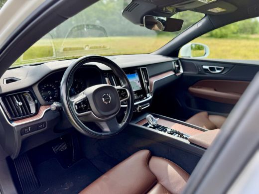 Volvo  V60 B4 Inscription | Adaptive Cruise control | 360 camera | Harman Kardon | Keyless | Stoel + Stuurve... ActivLease financial lease