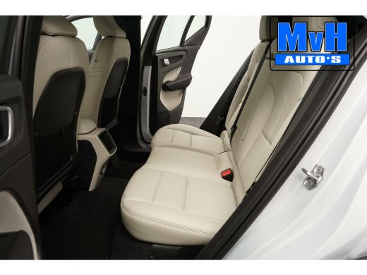 Volvo  XC40 1.5 T3 Momentum Pro 163PK|360ºCAM|Intellisafe|NAP ActivLease financial lease