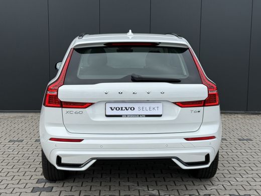 Volvo  XC60 T6 Plug-in hybrid AWD Plus Bright | Trekhaak | 360 Camera | Panoramadak | Elektrische Voorstoelen... ActivLease financial lease