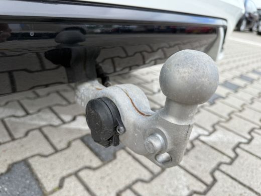 Volvo  XC60 T6 Plug-in hybrid AWD Plus Bright | Trekhaak | 360 Camera | Panoramadak | Elektrische Voorstoelen... ActivLease financial lease