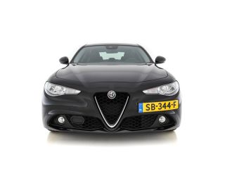 Alfa Romeo Giulia 2.0T Super Black-Line 200 Pk Aut. *NAVI-FULLMAP | 1/2-LEATHER | DAB | ECC | PDC | CRUISE | COMFOR...