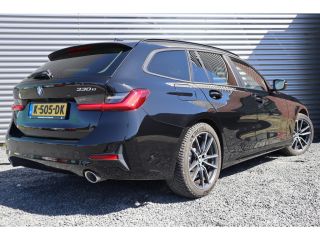 BMW 3 Serie Touring 330e eDrive Edition Leder / Adaptieve Cruise / Elec Stoelen / Stoel verwarm / 1e eigenaar...