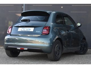 Fiat 500E Giorgio Armani Automaat