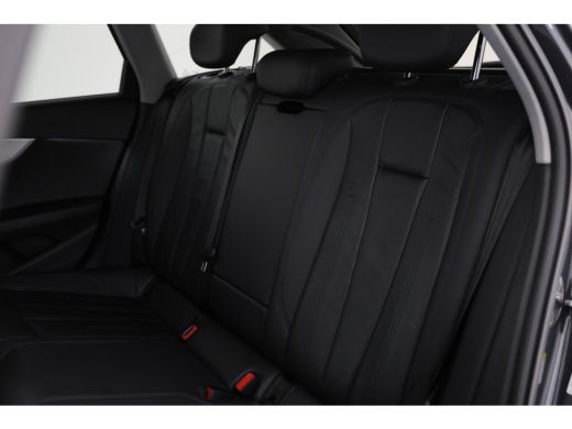 Audi A4 Avant 35 TFSI S edition Sportstoel, leer, Virtual, Climate, Trekhaak ActivLease financial lease