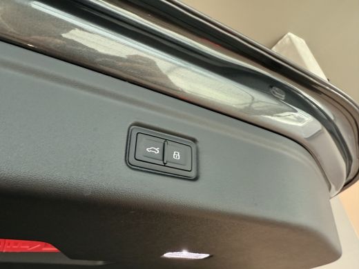 Audi A6 Avant e-tron S edition 83 kWh / 286 pk Trekhaak | Privacy Glas ActivLease financial lease