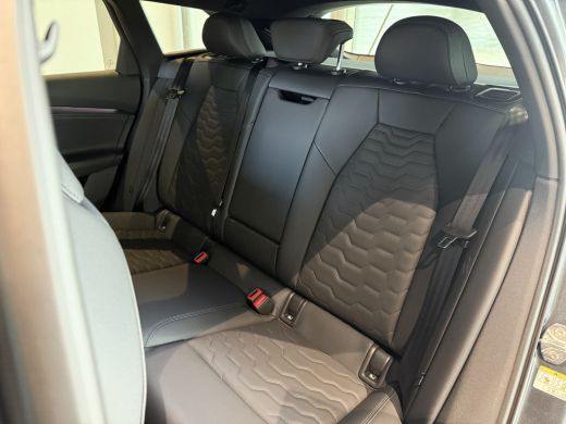 Audi A6 Avant e-tron S edition 83 kWh / 286 pk Trekhaak | Privacy Glas ActivLease financial lease