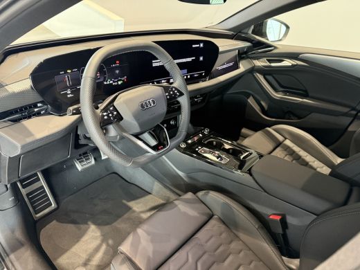 Audi A6 Avant e-tron S edition 83 kWh / 286 pk Trekhaak | Privacy Glas ActivLease financial lease