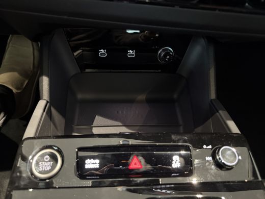 Audi A6 Avant e-tron S edition 83 kWh / 286 pk Trekhaak | Privacy Glas ActivLease financial lease