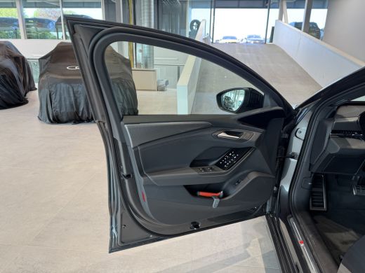 Audi A6 Avant e-tron S edition 83 kWh ActivLease financial lease