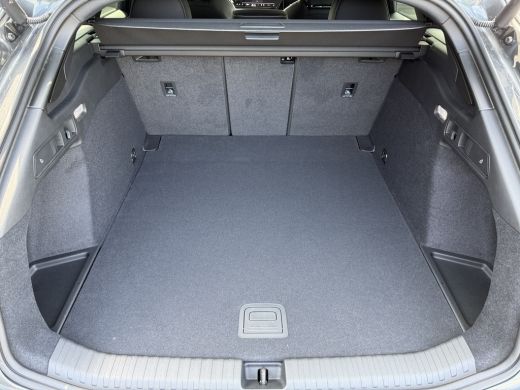 Audi A6 Avant e-tron Avant e-tron S edition 83 kWh | Privacy glas | Rode remzadels | 286 pk ActivLease financial lease