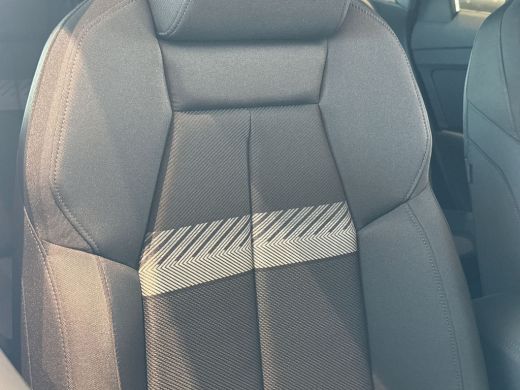 Audi Q4 e-tron 45 quattro Advanced edition 82 kWh Assistentiepakket | Comfortpakket | 286 pk ActivLease financial lease