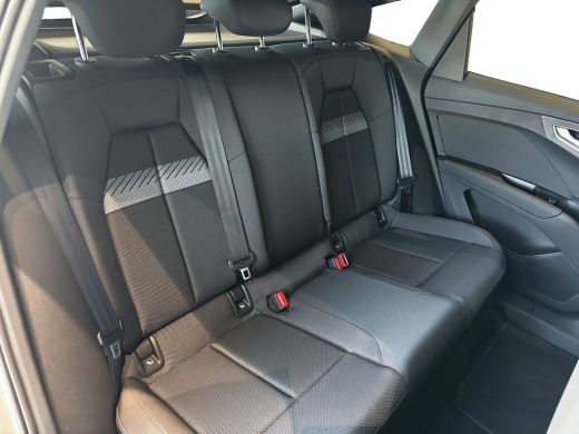 Audi Q4 e-tron 45 quattro Advanced edition 82 kWh Assistentiepakket | Comfortpakket | 286 pk ActivLease financial lease