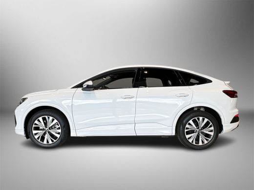 Audi Q4 e-tron 45 quattro Advanced edition 82 kWh Assistentiepakket | Comfortpakket | 286 pk ActivLease financial lease