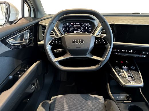 Audi Q4 e-tron 45 quattro Advanced edition 82 kWh Assistentiepakket | Comfortpakket | 286 pk ActivLease financial lease