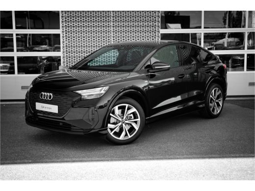 Audi Q4 Sportback e-tron 45 quattro S Edition 82 kWh | Assistentiepakket Plus | Cmfortpakket | SONOS | 20" Audi Q4 Sportback e-tron 45 quattro S Edition 82 kWh | Assistentiepakket Plus | Cmfortpakket | SONOS | 20"
