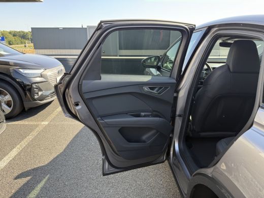 Audi Q4 e-tron 45 quattro S Edition 82 kWh | Trekhaak | Comfortpakket | 286 pk ActivLease financial lease