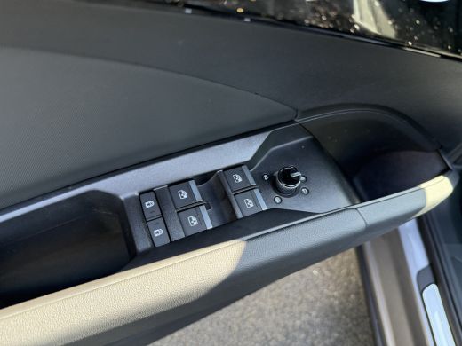 Audi Q4 e-tron 45 quattro S Edition 82 kWh | Trekhaak | Comfortpakket | 286 pk ActivLease financial lease