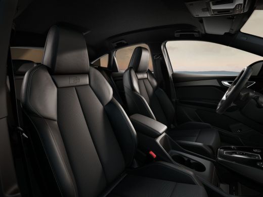 Audi Q4 Sportback e-tron 45 quattro S Edition 82 kWh | Trekhaak | Comfortpakket | 286 pk ActivLease financial lease