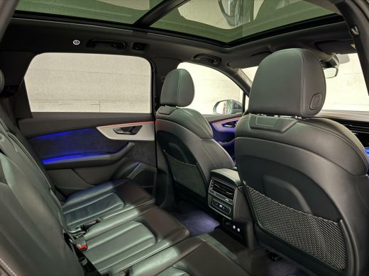 Audi Q7 55 TFSI e Quattro BlackEdition S-Line Pano B&O Lucht ActivLease financial lease