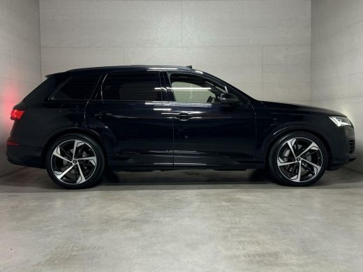Audi Q7 55 TFSI e Quattro BlackEdition S-Line Pano B&O Lucht ActivLease financial lease