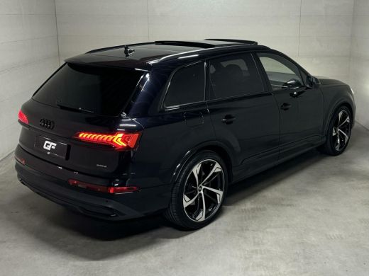 Audi Q7 55 TFSI e Quattro BlackEdition S-Line Pano B&O Lucht ActivLease financial lease