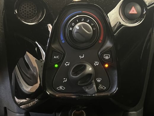 Citroën C1 1.0 VTi Feel | Bluetooth telefoonvoorbereiding | Elektrische ramen voor | Radio ActivLease financial lease