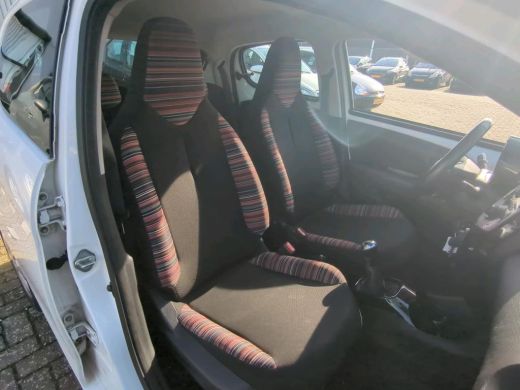 Citroën C1 1.0 VTi Feel | Bluetooth telefoonvoorbereiding | Elektrische ramen voor | Radio ActivLease financial lease
