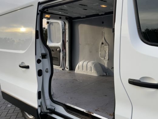 Fiat Talento 2.0 MultiJet 146 PK / L1H1 / 1e EIG. / TREKHAAK / AIRCO / CRUISE / DAB / 3-ZITS ActivLease financial lease