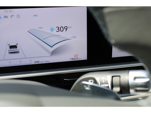 Hyundai IONIQ 6 Lounge 77.4 kWh | Wit interieur | Weinig kilometers | 360 graden camera | Elektrisch bedienbare v... ActivLease financial lease