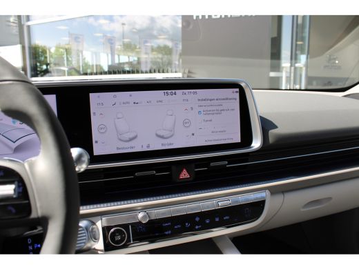 Hyundai IONIQ 6 Lounge 77.4 kWh | Wit interieur | Weinig kilometers | 360 graden camera | Elektrisch bedienbare v... ActivLease financial lease