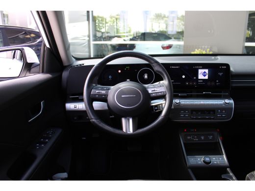 Hyundai KONA Electric Comfort Smart 65.4 kWh | Stoelbekleding, stof | Achteruitrijcamera | Parkeersensoren achter | Sto... ActivLease financial lease