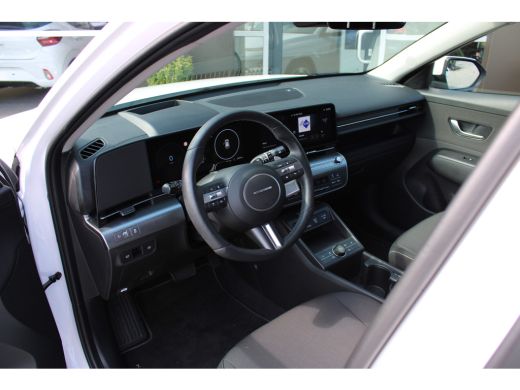 Hyundai KONA Electric Comfort Smart 65.4 kWh | Stoelbekleding, stof | Achteruitrijcamera | Parkeersensoren achter | Sto... ActivLease financial lease