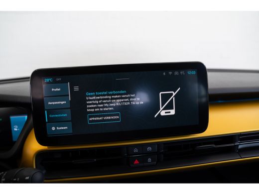 Jeep Avenger Summit 54 kWh | Warmtepomp | Climate Controle | Camera | LM | Apple Carplay & Android auto | ActivLease financial lease