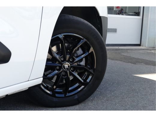 Opel Combo | Navigatie | Camera | Lichtmetaal | 3-Zits | Trekhaak ActivLease financial lease
