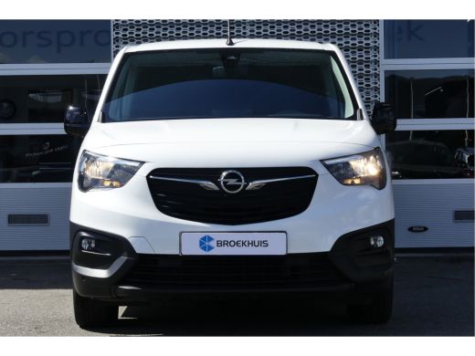 Opel Combo | Navigatie | Camera | Lichtmetaal | 3-Zits | Trekhaak ActivLease financial lease