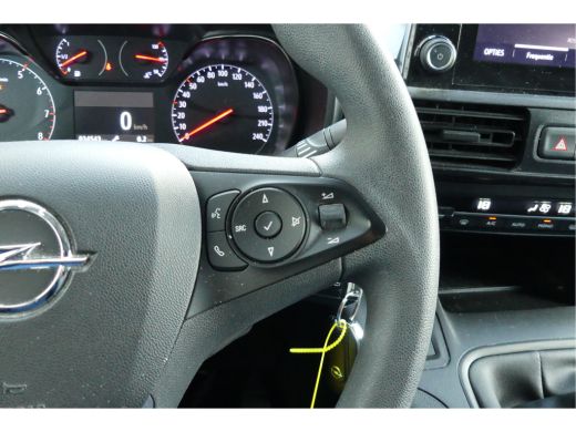 Opel Combo | Navigatie | Camera | Lichtmetaal | 3-Zits | Trekhaak ActivLease financial lease