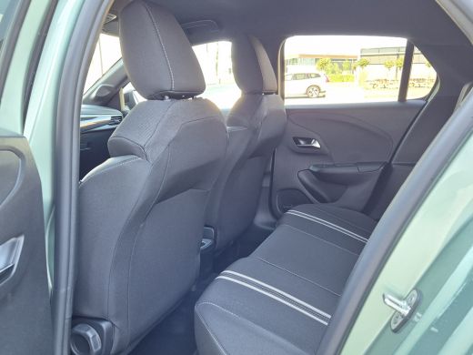 Opel Corsa 1.2 100PK Turbo Hybrid | Yes | Stuur / Stoelverwarming | Parkeersensoren Achter | Zwarte hemelbek... ActivLease financial lease