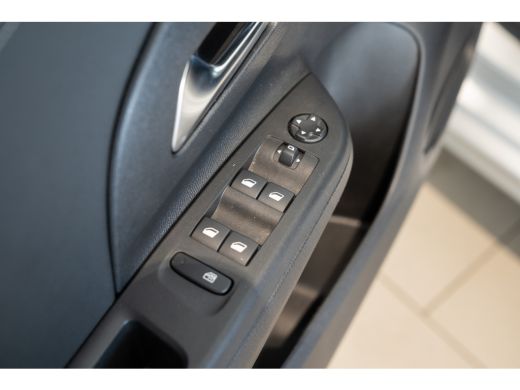 Opel Corsa 1.2 Turbo 100PK Elegance | Climate Controle | Apple Carplay & Android Auto | Parkeersensoren | Li... ActivLease financial lease