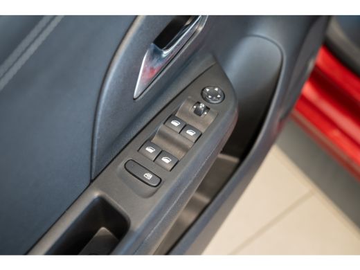 Opel Corsa 1.2 Turbo 100PK Elegance | Climate Controle | Navigatie | Apple Carplay | Keyless entry & Start |... ActivLease financial lease