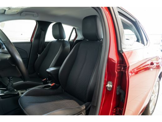 Opel Corsa 1.2 Turbo 100PK Elegance | Climate Controle | Navigatie | Apple Carplay | Keyless entry & Start |... ActivLease financial lease
