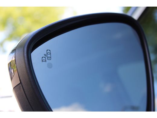 Opel Crossland 1.2 Turbo Elegance / Navigatie / Camera / Dodehoek Detectie / Parkeersensoren / Carplay / ECC / 1... ActivLease financial lease